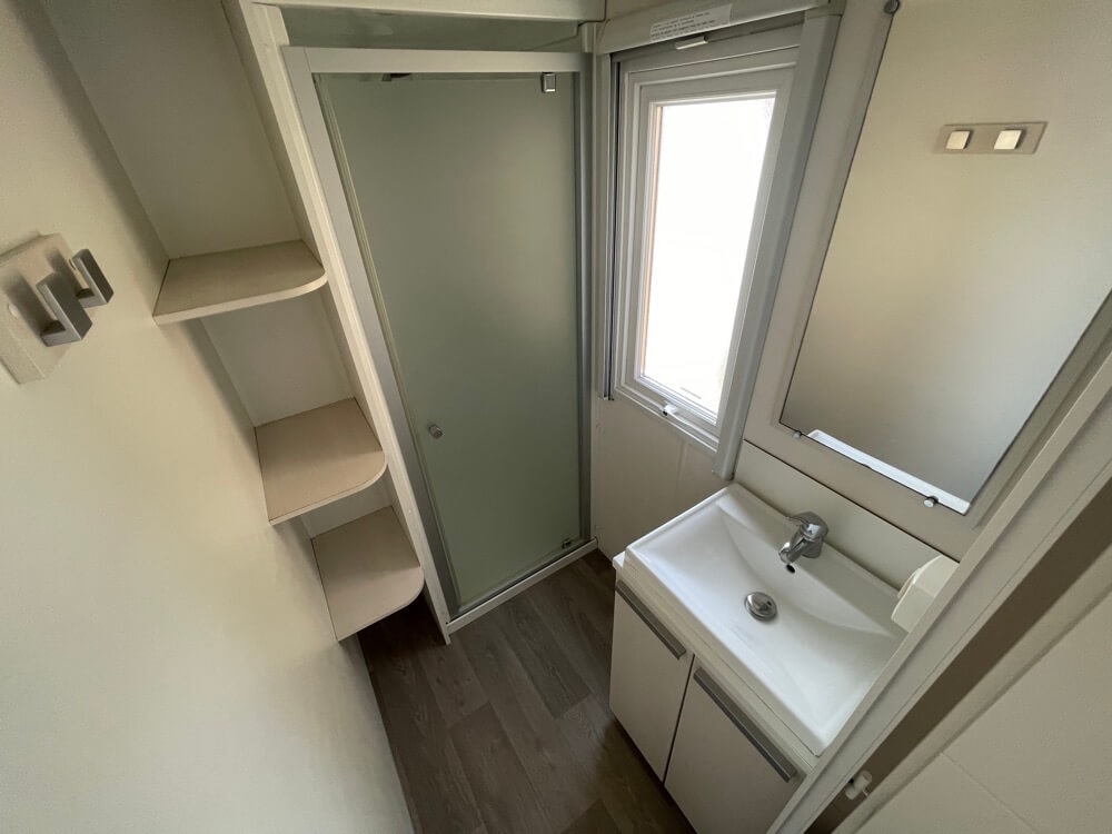 Mobil home 8,6x3m récent très propre