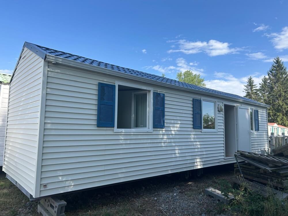 Mobil homes occasions pas cher 10m par 3m de large isolé 4 saison double vitrage