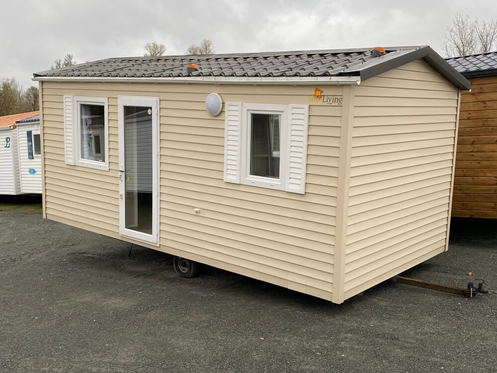 mobil home d'occasion petit pas cher une chambre sunroller isolation frigo panneaux sawdich 4 saison double vitrage