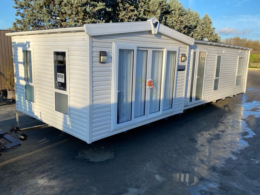 mobil home d'occasion anglais willerby 2 chambre isolé 4 saison double vitrage tout équipé 2015 récent